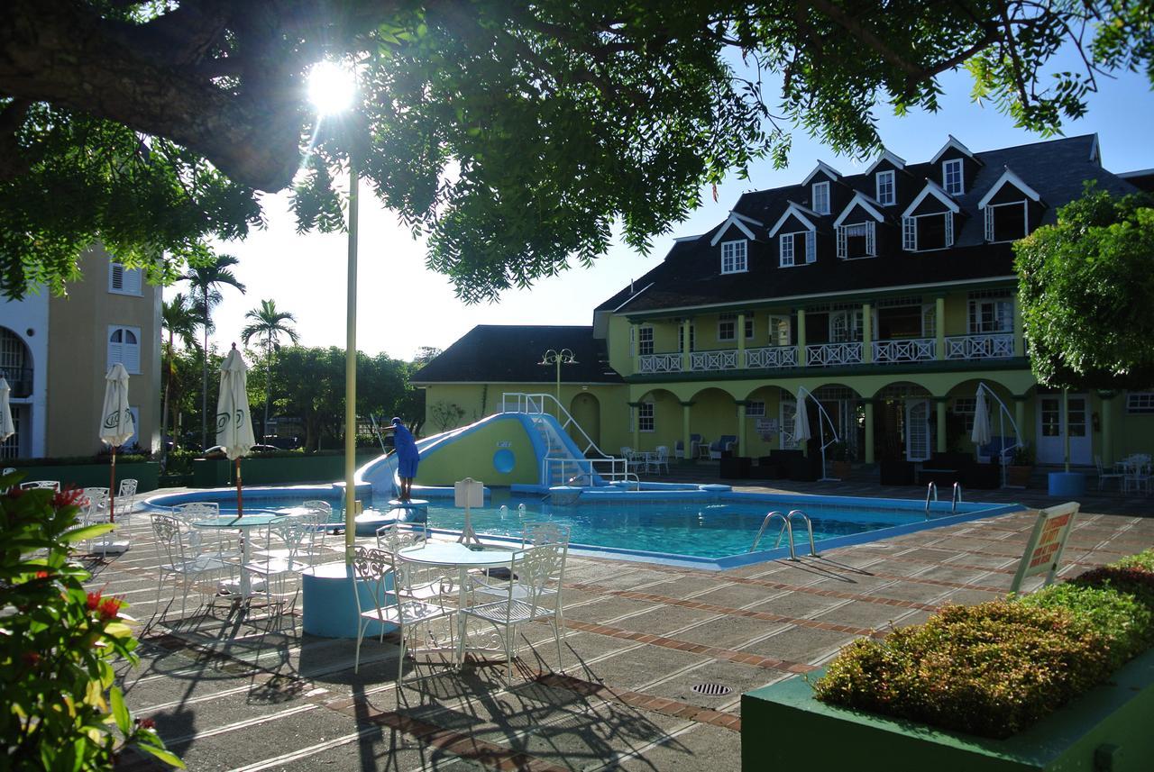 Beach One Bedroom Suite A22 Ocho Rios Eksteriør billede